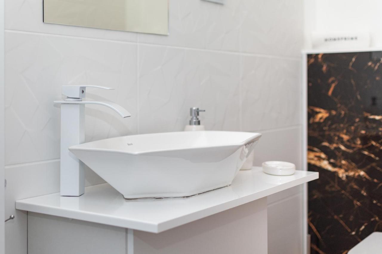 Przerwana 11A By Homeprime Warsaw Ngoại thất bức ảnh