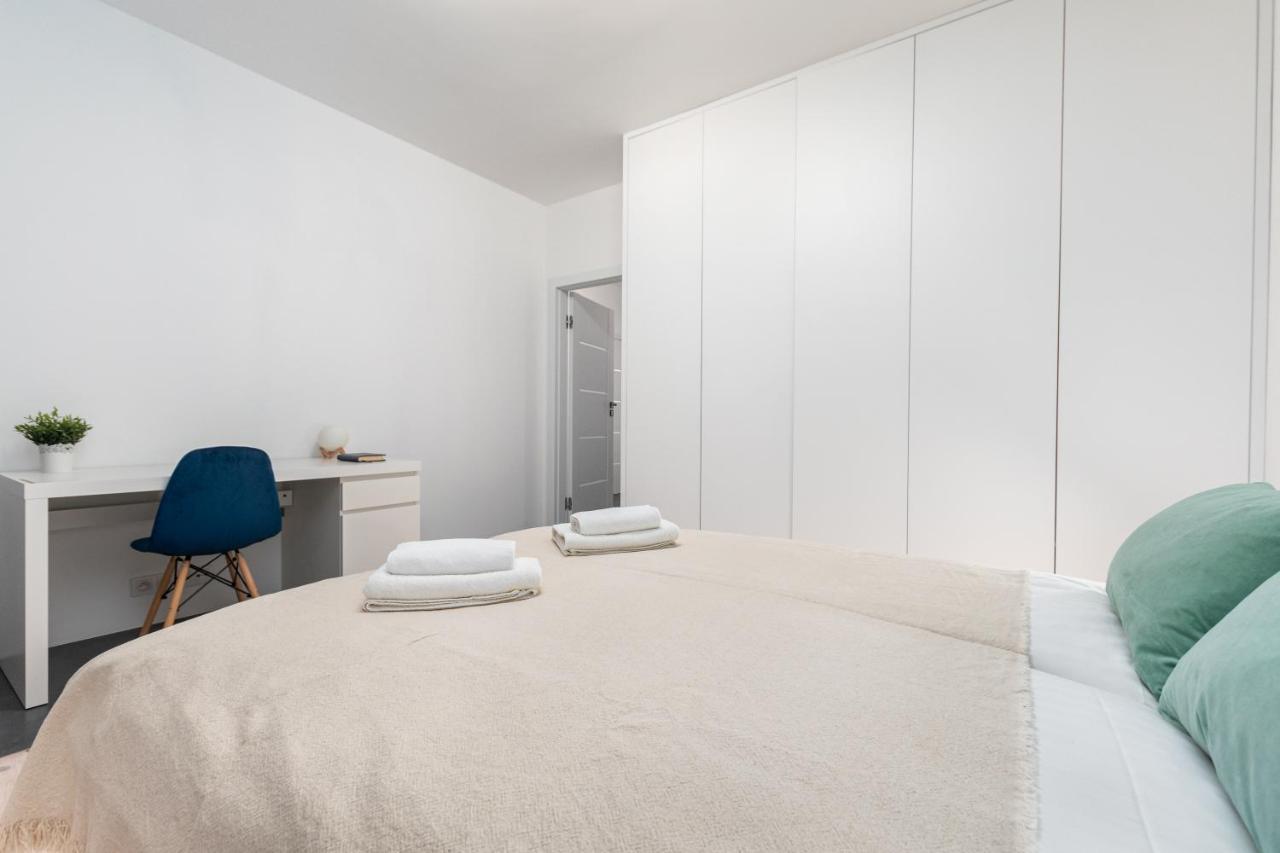 Przerwana 11A By Homeprime Warsaw Ngoại thất bức ảnh