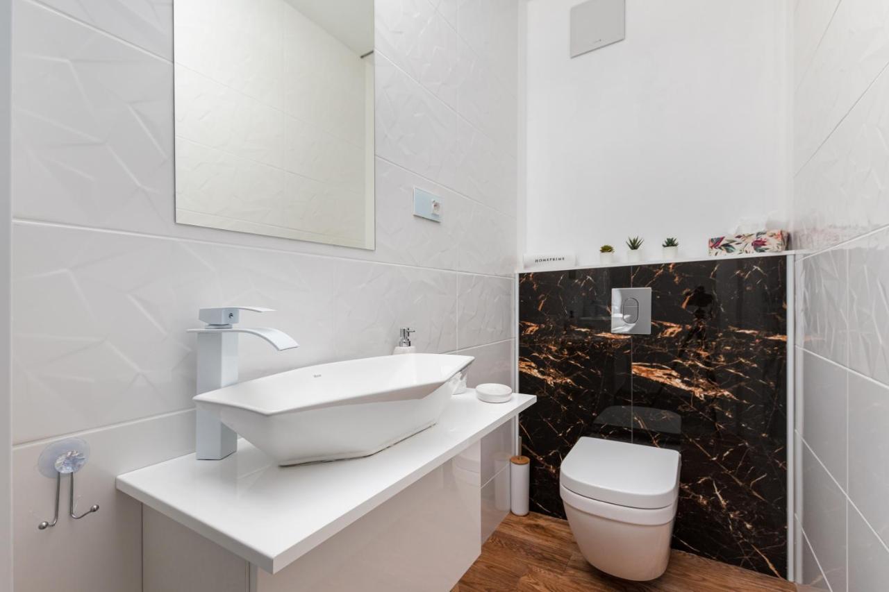 Przerwana 11A By Homeprime Warsaw Ngoại thất bức ảnh